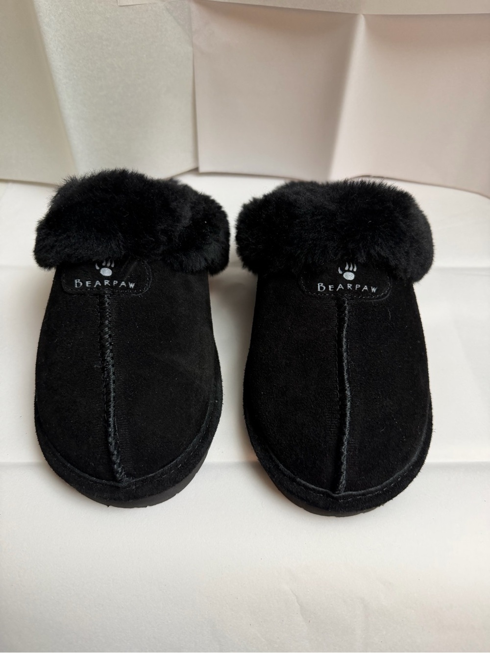 BearPaw Black Suede outside and real Fur Sheepskin